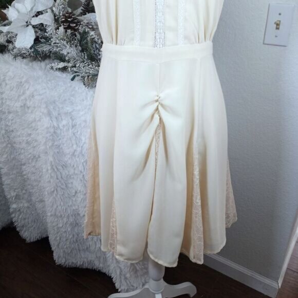 ARK & CO. ANTIQUE CREAM DRESS SZ.M EUC - Picture 4 of 9